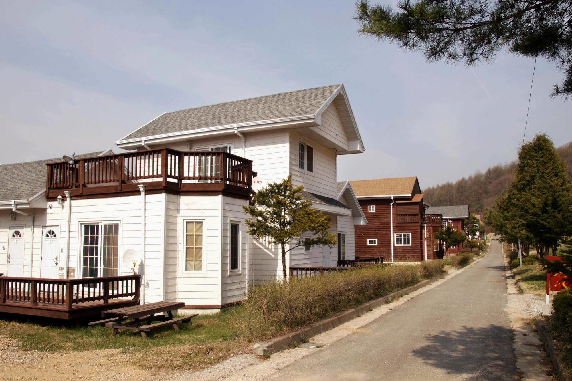 Resort Feliz Pyeongchang Buitenkant foto