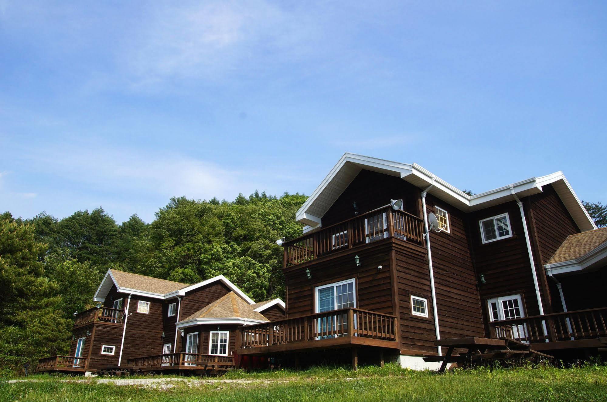 Resort Feliz Pyeongchang Buitenkant foto